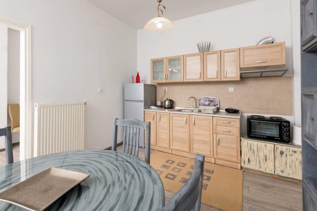 לימנאס Anastasia'S Apartment מראה חיצוני תמונה