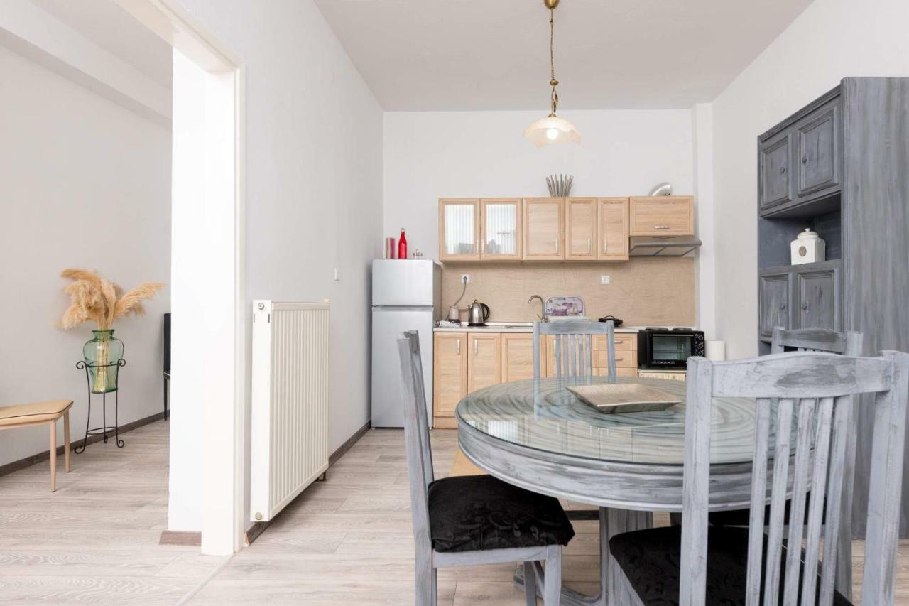 לימנאס Anastasia'S Apartment מראה חיצוני תמונה